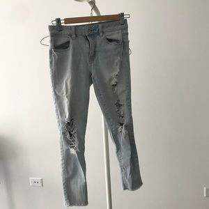 American Eagle Outfitters light washed jeans